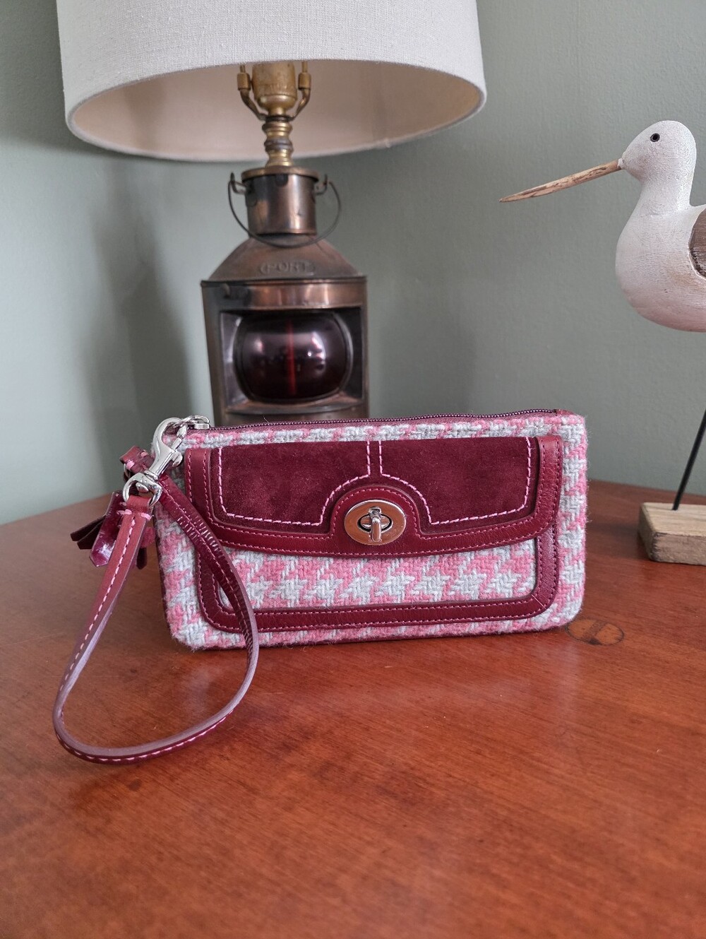 Coach Hamptons Houndstooth Suede Wool Wristlet Pink Burgundy Y2K
